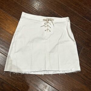 J. Crew Vintage Y2K Cream Lace-Up Mini Skirt Raw Hem Lace Front Zipper Side S 28